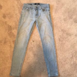 Hollister skinny jeans 30 by 30